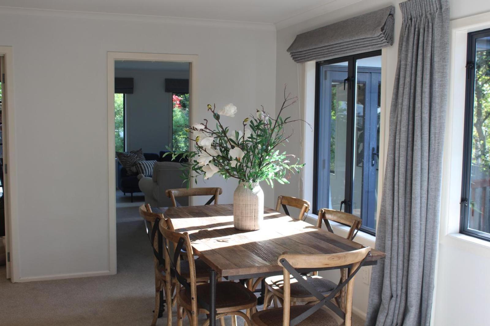 5-Min Walk To Village - Havelock North Holiday Home With Spa Pool Exterior photo